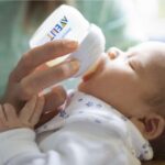 شیشه شیر نچرال 60 میلیلیتر (قنداغ خوری) فیلیپس اونت avent مدلA699/17