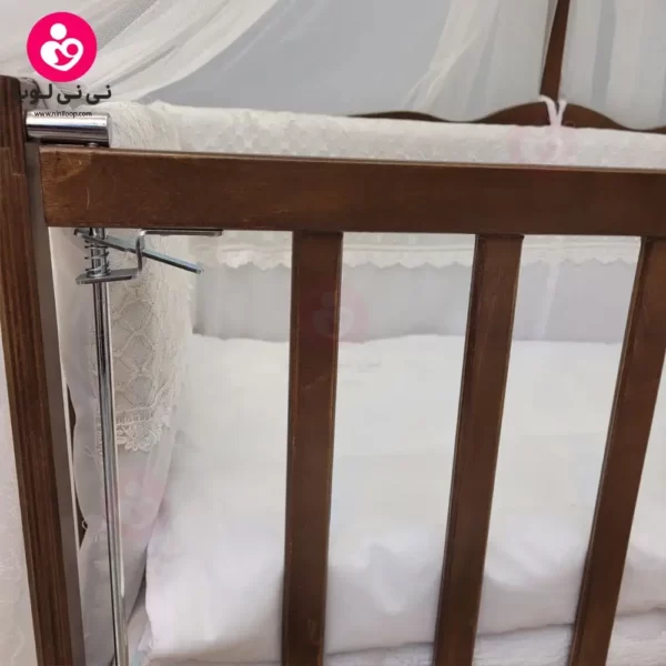 تخت کنار مادری سلیکا solika مدل 105 رنگ فندقی سرویس سفید ویژه
